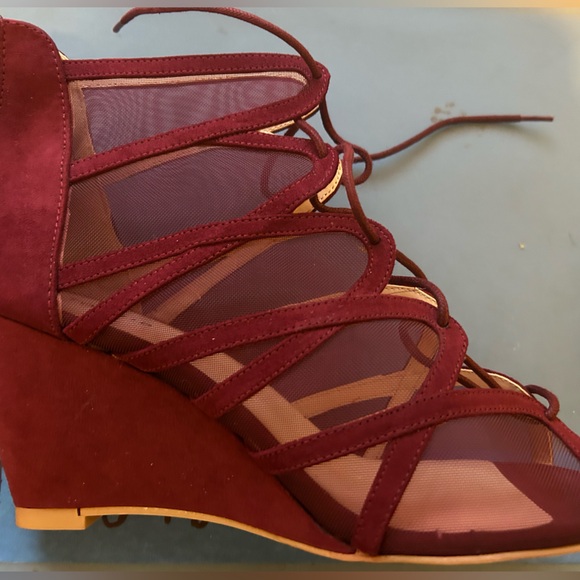 Torrid Burgundy/Wine Shoes - Picture 4 of 6